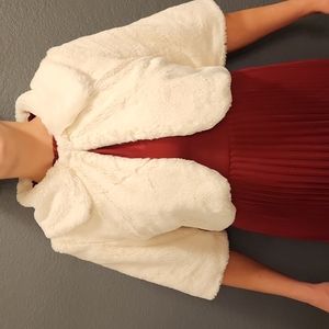 Cream Faux Fur Quarter Sleeve Women's Shrug